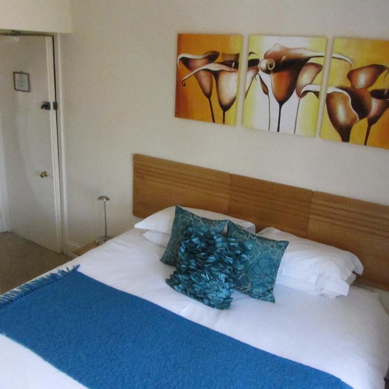 Treetops Guest House Banbury Esterno foto